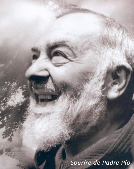 Les miracles pleins d’humour de Padre Pio Sourire-du-padre-pio